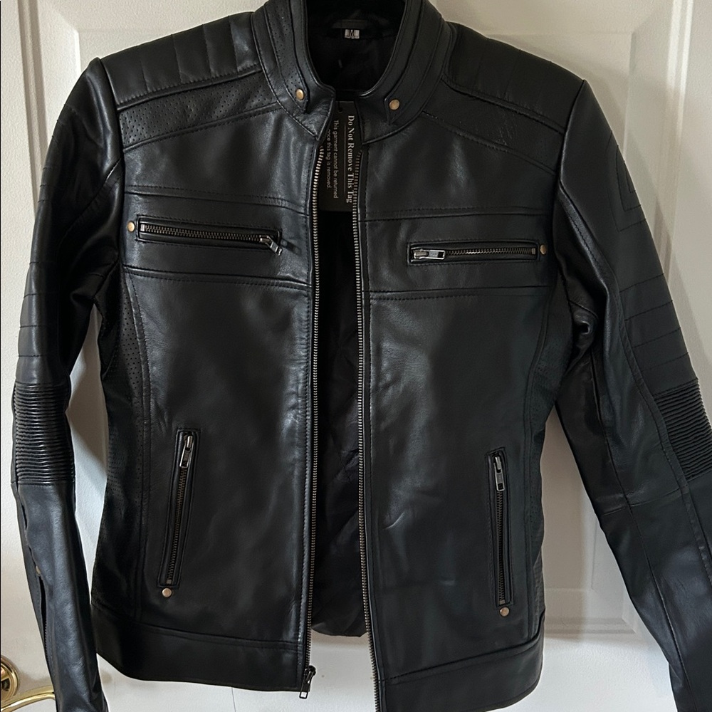 NEW with tag -Ladies black leather moto style jacket , size M.